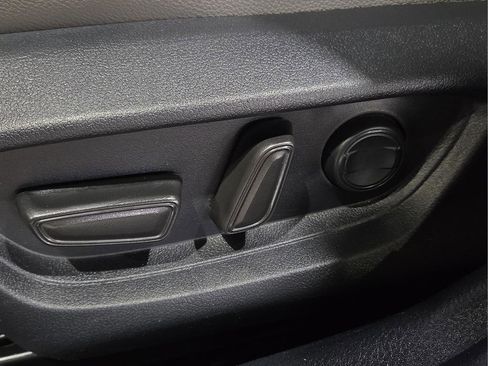 Certified 2025 Toyota Camry SE w/ Convenience Package FWD image 19