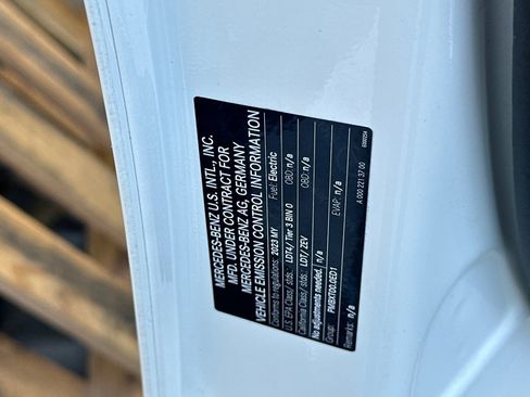 Used 2023 Mercedes-Benz EQS 450+ SUV image 19