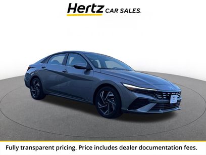 Used 2025 Hyundai Elantra Limited