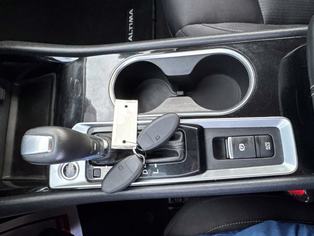 Used 2020 Nissan Altima 2.5 SV FWD image 23