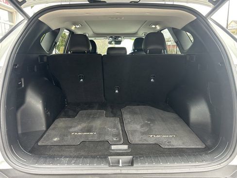 Used 2023 Hyundai Tucson Limited AWD/4WD image 19