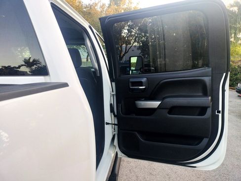 Used 2015 Chevrolet Silverado 2500 LT w/ Z71 Package, Off-Road image 21