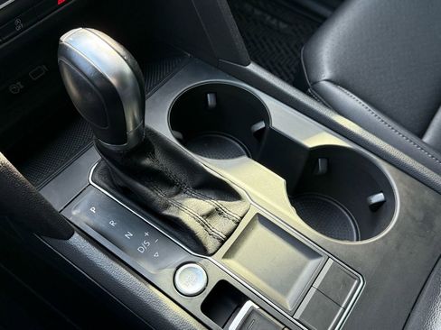 Used 2019 Volkswagen Atlas SE image 15