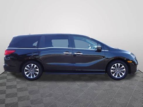Used 2024 Honda Odyssey EX-L image 4