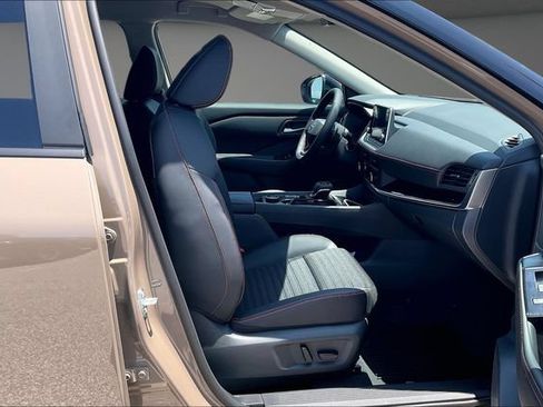 New 2026 Nissan Rogue SV w/ Rock Creek Premium Package AWD/4WD image 10