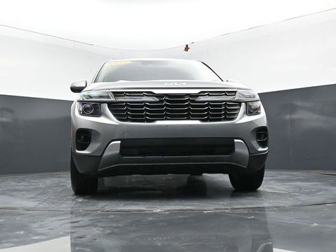 Used 2025 Kia Seltos S image 48