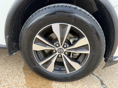 Used 2019 Nissan Murano SV w/ Cargo Package FWD image 10