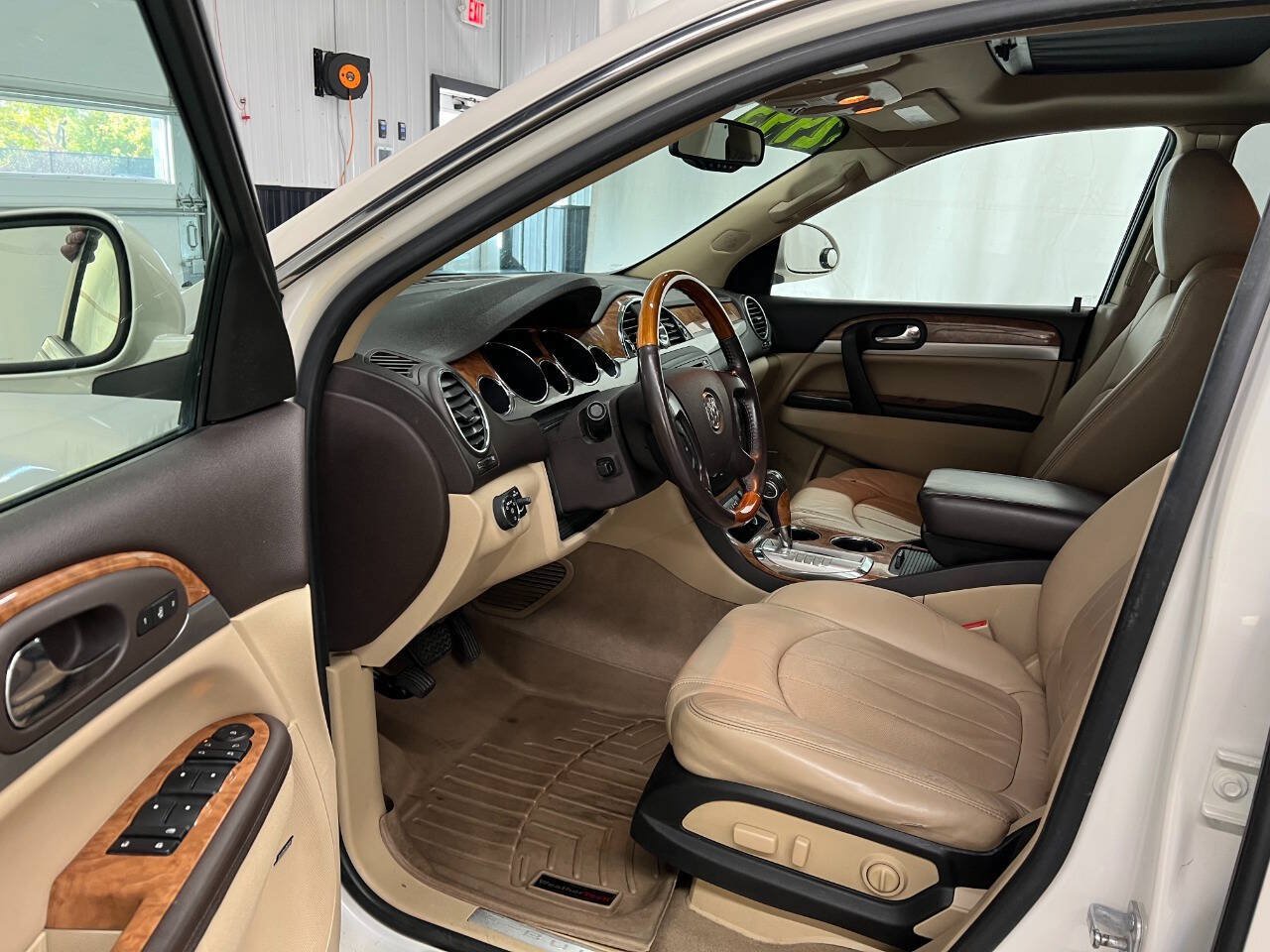 Used 2012 Buick Enclave Premium AWD/4WD image 7