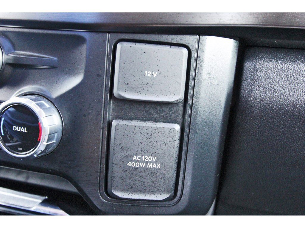 Used 2023 Ford F350 Lariat w/ Tow Technology Package AWD/4WD image 33