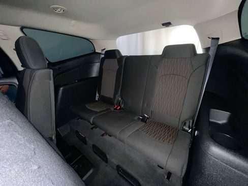 Used 2015 Chevrolet Traverse LT w/ Style and Technology Package image 22