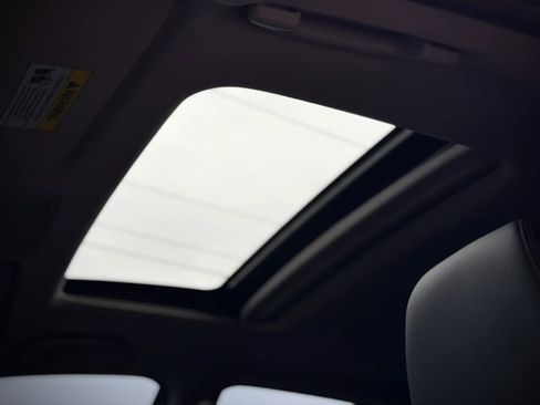 Used 2016 Honda Accord EX-L image 9