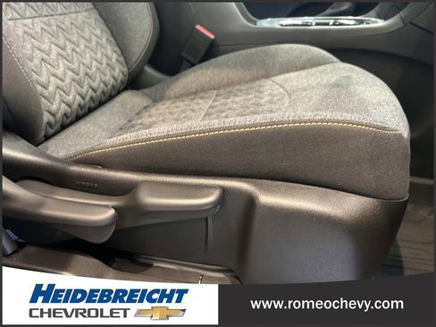 Certified 2024 Chevrolet Equinox LT w/ LPO, Floor Liner Package FWD image 35