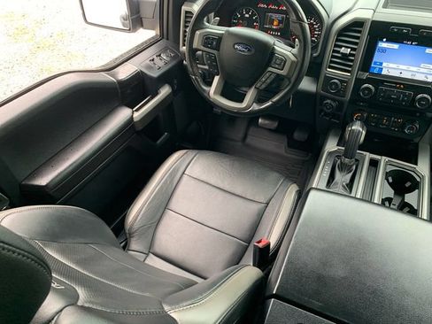 Used 2018 Ford F150 Raptor w/ Equipment Group 801A Mid AWD/4WD image 21