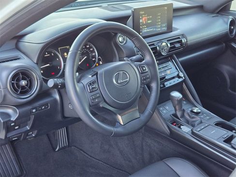 Used 2023 Lexus IS 300 300 w/ Premium Package image 10