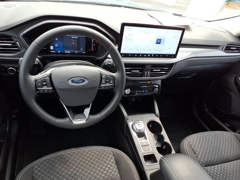Certified 2024 Ford Escape Active w/ Tech Pack #1 AWD/4WD image 4