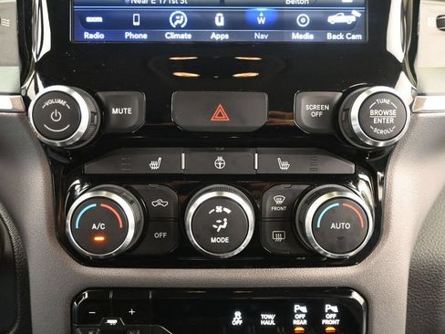 Used 2019 RAM 1500 Big Horn AWD/4WD image 24