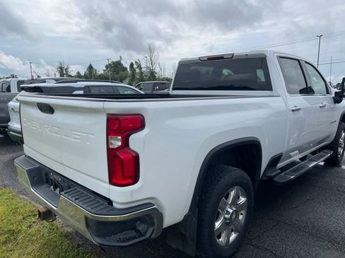 Used 2022 Chevrolet Silverado 2500 LTZ AWD/4WD image 3