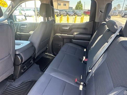 Used 2022 Chevrolet Silverado 1500 Custom Trail Boss AWD/4WD image 19