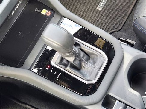 Used 2025 Subaru Forester Limited image 21