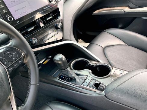 Used 2023 Toyota Camry XSE FWD image 16