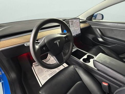 Used 2021 Tesla Model 3 Standard Range Plus image 18