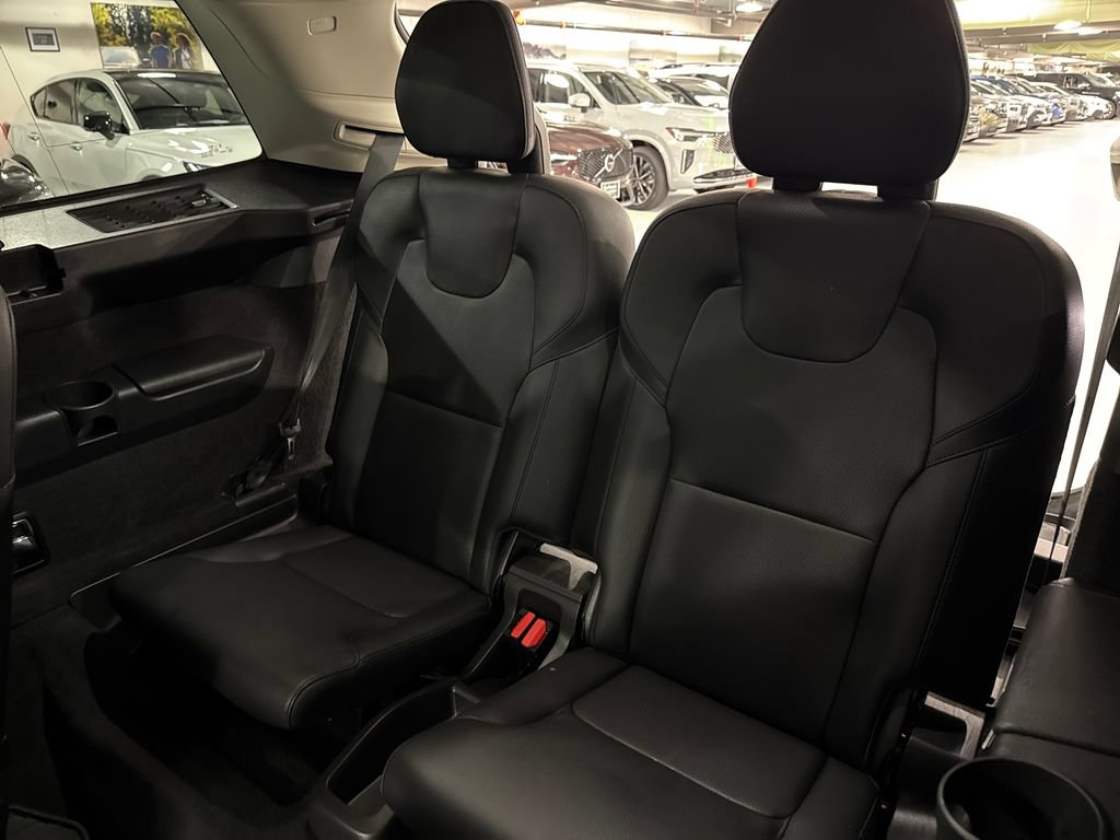 Certified 2024 Volvo XC90 T8 Plus w/ Protection Package Premier AWD/4WD image 25