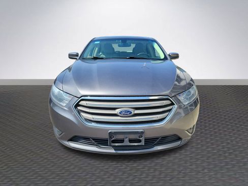 Used 2014 Ford Taurus SEL image 2