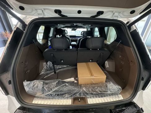 New 2026 Kia EV9 GT-Line image 34