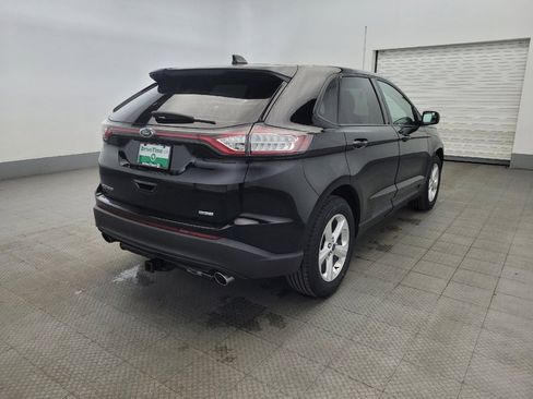 Used 2017 Ford Edge SE image 9