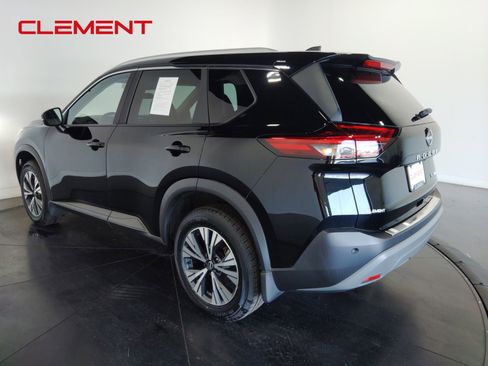 Used 2023 Nissan Rogue SV w/ SV Premium Package image 8