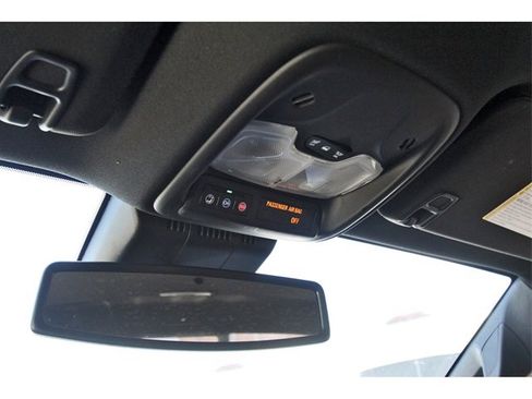 Used 2024 GMC Canyon Elevation w/ Convenience Package image 20