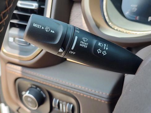 New 2025 RAM 2500 Limited image 24