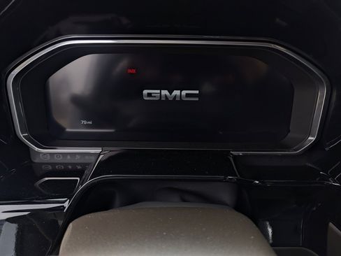 New 2026 GMC Sierra 1500 SLT w/ SLT Convenience Package image 2