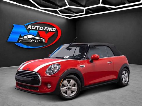 Used 2019 MINI Cooper Convertible FWD image 2