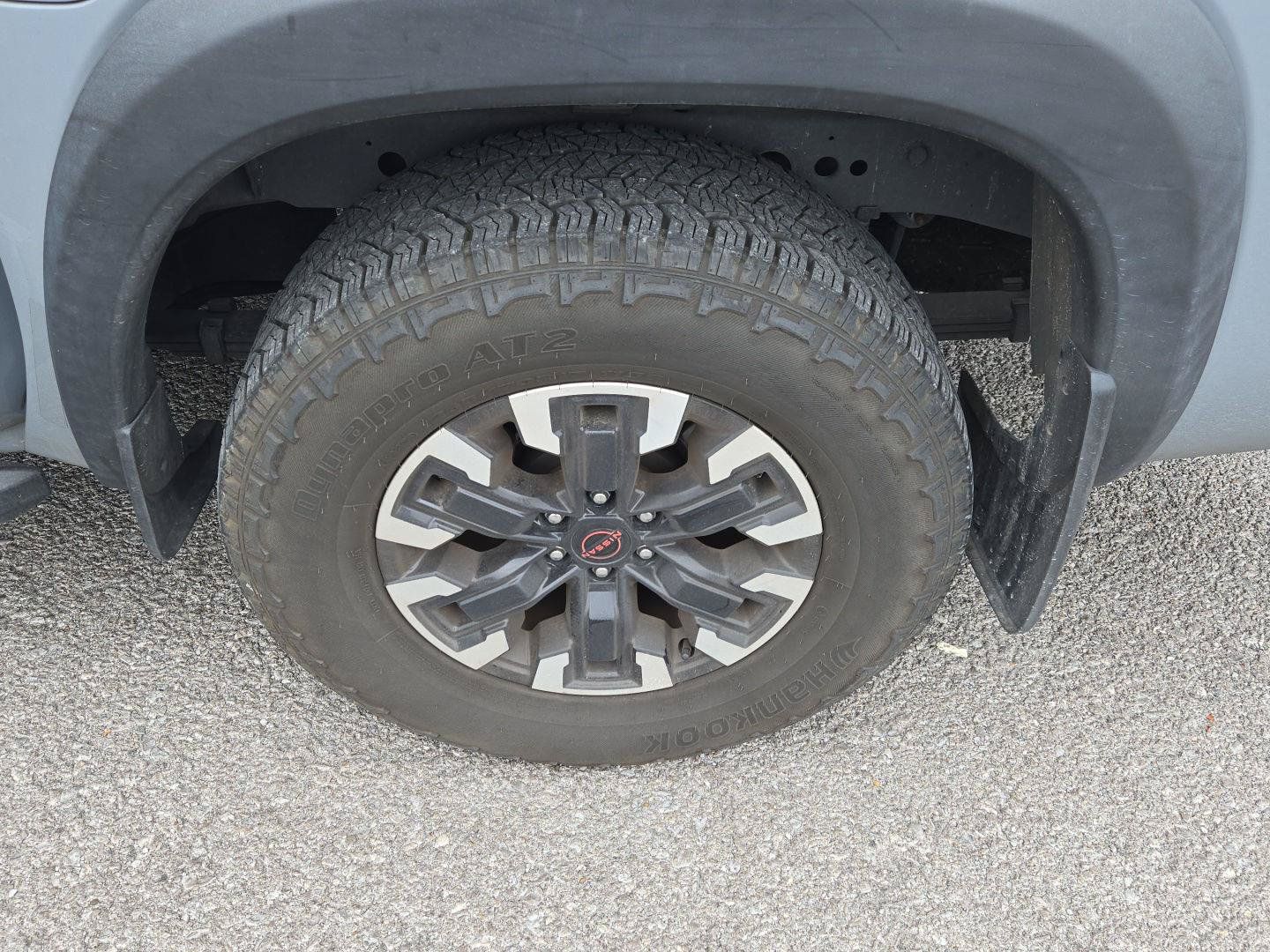 Used 2022 Nissan Frontier PRO-4X w/ Off-Road Protection Package AWD/4WD image 11