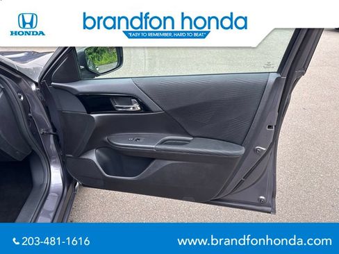 Used 2016 Honda Accord LX image 8