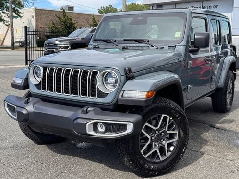 New 2026 Jeep Wrangler Unlimited Sahara AWD/4WD image 3