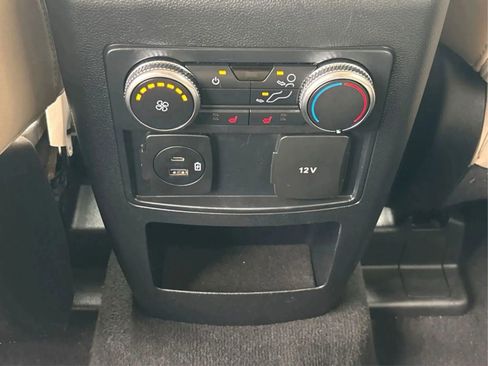 Used 2021 Ford Explorer Limited AWD/4WD image 27
