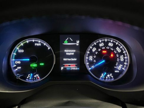 Used 2020 Toyota RAV4 XLE image 23