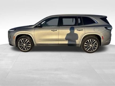 Certified 2025 Buick Enclave Avenir w/ Super Cruise Package AWD/4WD image 2