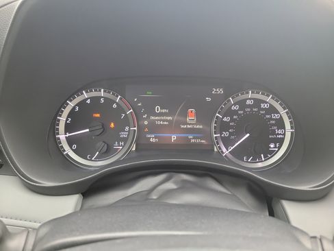 Used 2023 Toyota Highlander L image 30