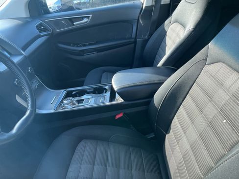 Used 2019 Ford Edge SEL image 24