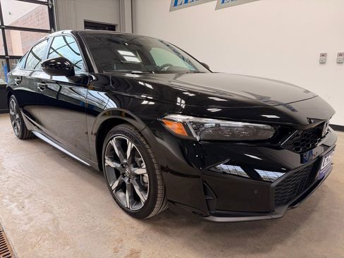 Used 2026 Honda Civic Sport Touring image 2