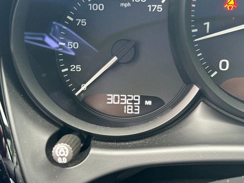 Certified 2023 Porsche Macan Turbo image 25