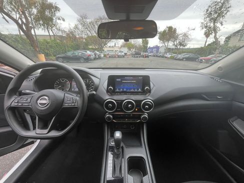 Used 2025 Nissan Sentra S image 31