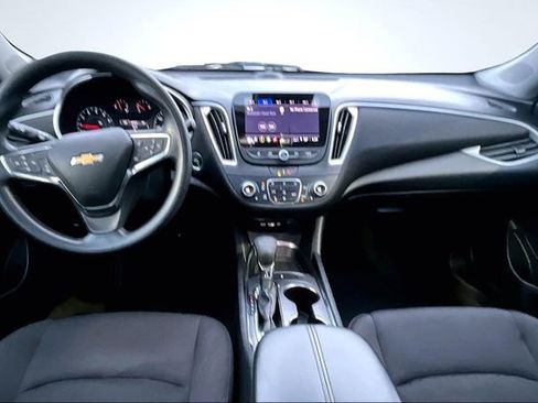 Used 2023 Chevrolet Malibu LT image 8