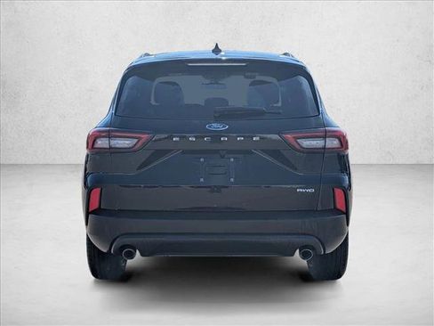 Used 2025 Ford Escape ST-Line image 6