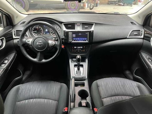Used 2019 Nissan Sentra SV FWD image 10