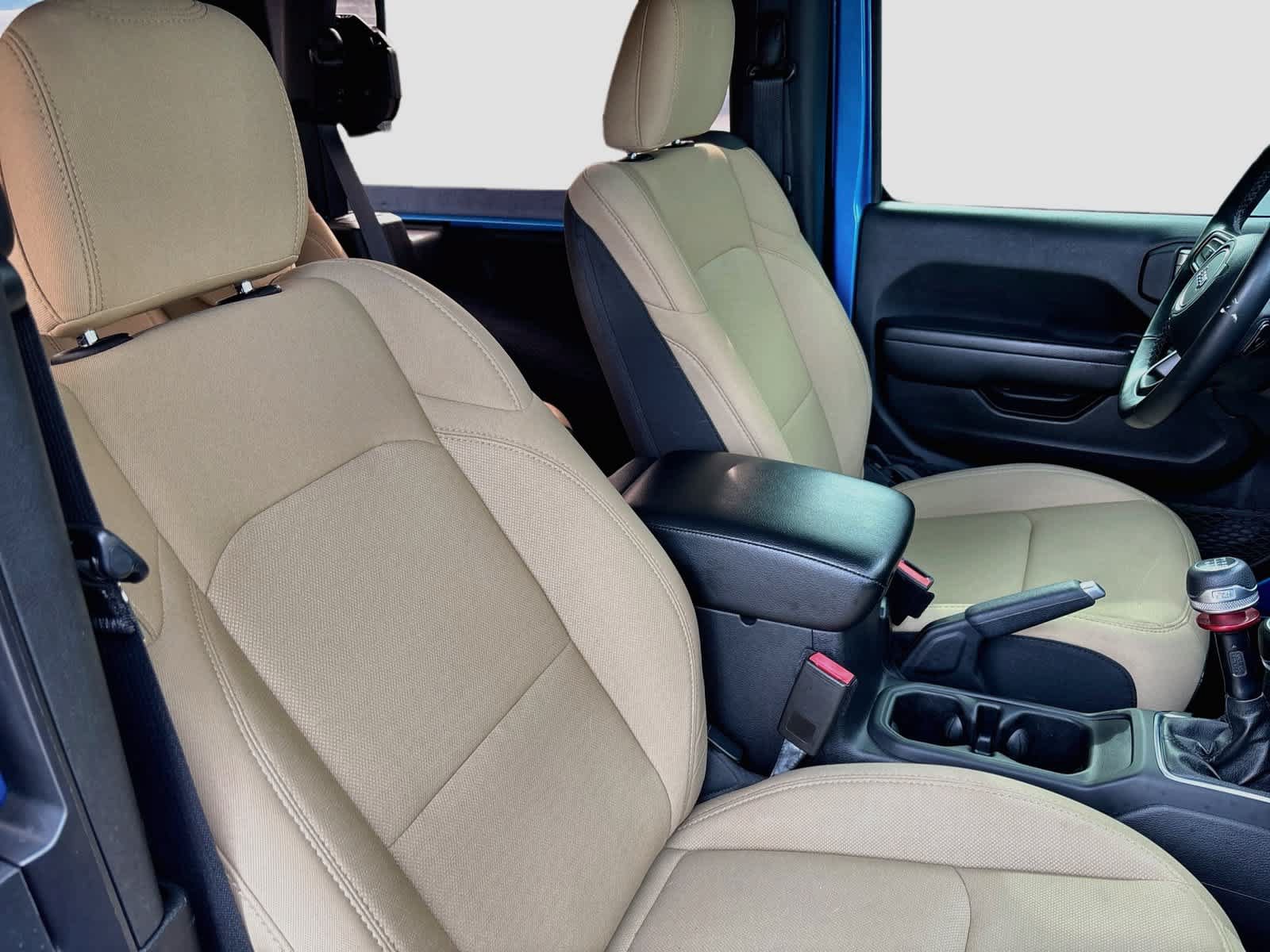 Used 2021 Jeep Wrangler Sport AWD/4WD image 26