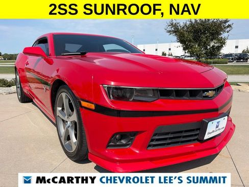 Used 2015 Chevrolet Camaro SS w/ Commemorative Special Edition RWD image 2